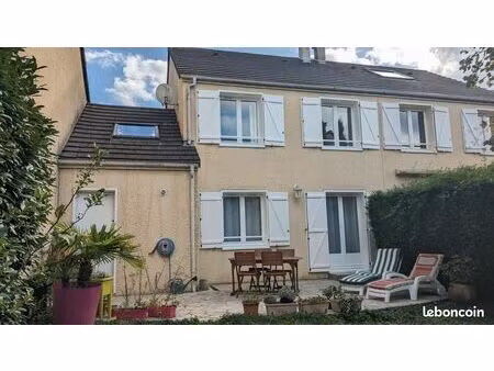 maison 5 pièces 90 m²