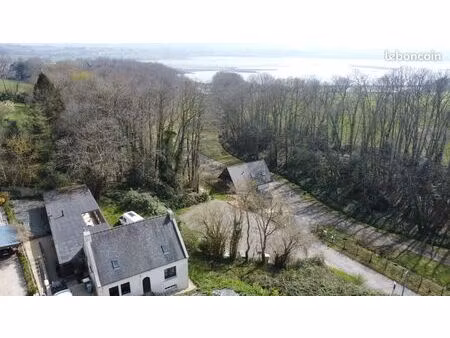 maison d’architecte 150 m² – vue sur le trieux – plage à pied (300 m)