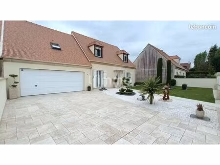 maison 6 pièces 164 m²