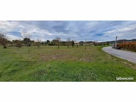 terrain 5200m² agricole bien situé