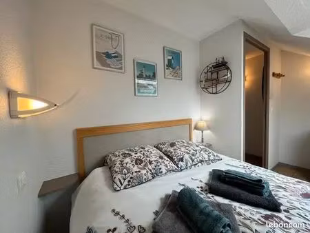 vends appartement t1 bis idéalement situé à bénodet  à cinquante mètres de la plage du tre