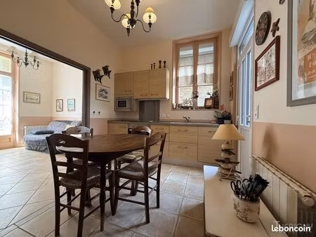 studio 1 pièce 24 m²
