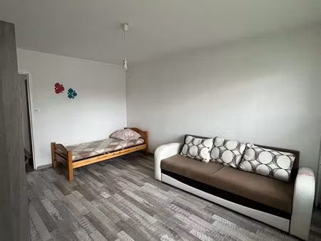 loue t1 meublé proche centre-ville de valentigney