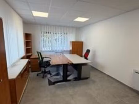 location bureau neuf meuble