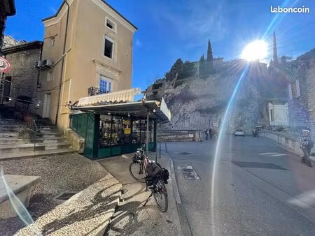 fonds de commerce 18 m² vaison-la-romaine