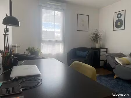 cabinet de consultation à sous-louer – 2 jours/semaine (lundi & vendredi)