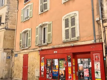 local commercial – avignon centre historique – 140 m² – rdc
