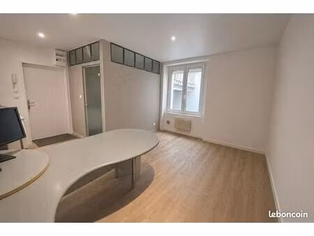 à louer – local professionnel 25 m² – centre-ville de montbéliard