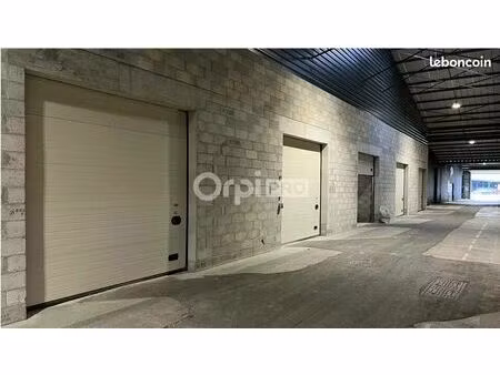 local d'activité 63 m²