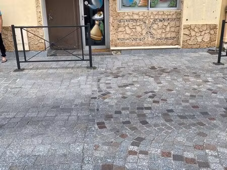 local commercial en centre-ville