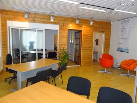 local 80 m² quart affaires chateaucreux