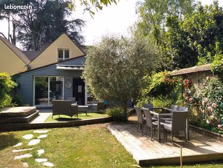 vente / maison / 7p / 192m² / saint pierre les nemours/