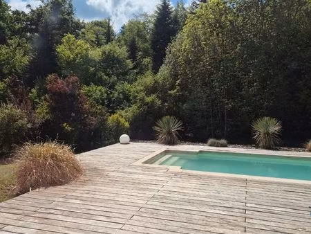 maison 5 pièces 140 m²