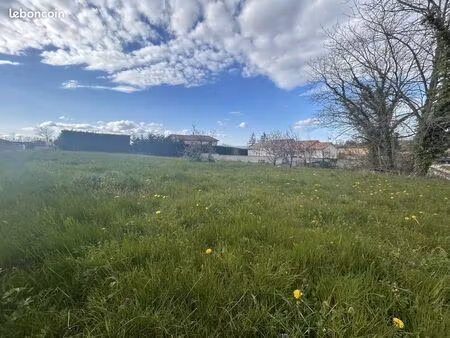 terrain 1103 m² lens-lestang