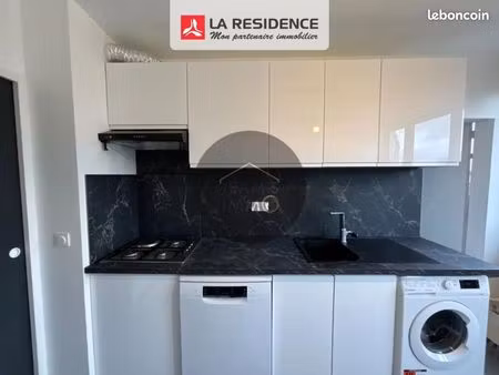 appartement 1 pièce 92 m²