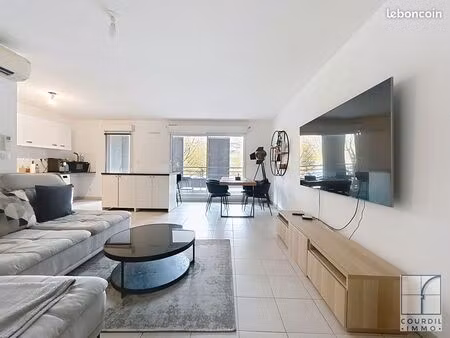 appartement 3 pièces 66 m²