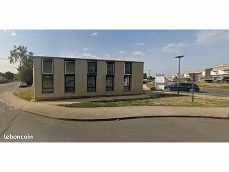 bureaux 140 m²