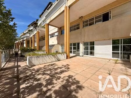 local commercial à vendre