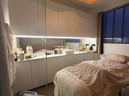 pièce / cabinet à louer dans un institut de beauté et bien être