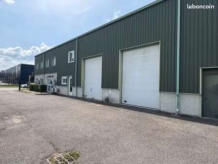 local industriel 120 m²