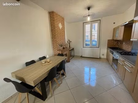 maison rénovée – 86 m² – 4 chambres - avec cour - garantie visale acceptée