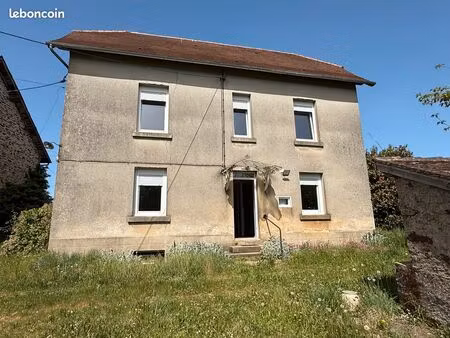 fermette maison + grange + ancien four à pain + puits + terrain