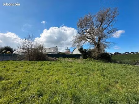 terrain 714 m² la foret fouesnant
