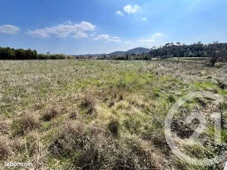 terrain 4 258 m² tornac