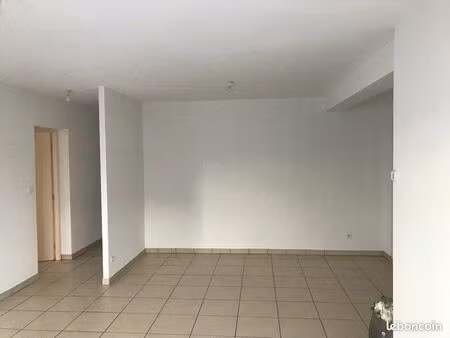 apparemment lumineux et spacieux