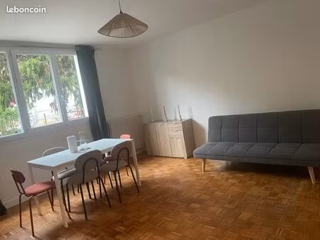 appartement t3 balcon & garage