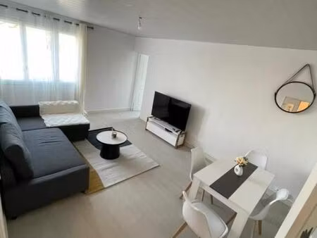 chambre 1 pièce 12 m²