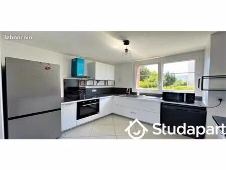 chambre 1 pièce 12 m²