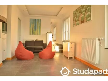chambre 1 pièce 13 m²