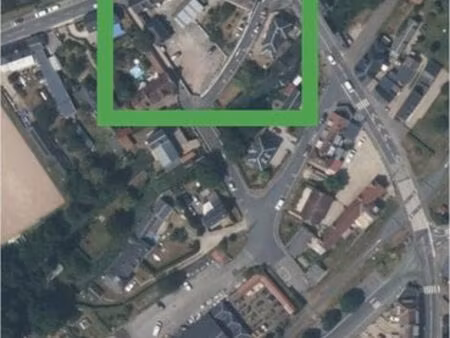 hangar plus grand parking à duclair centre