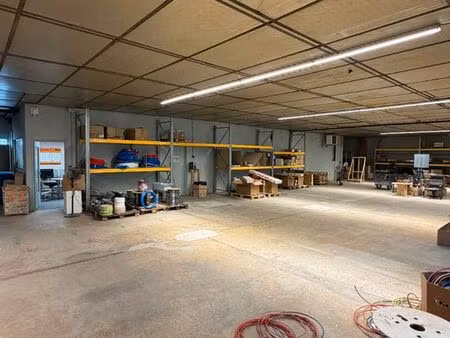 local 620 m² limoges