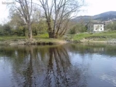 niché dans le cadre historique du pays de lafayette voici l’hort du riou   un domaine de 4