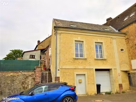 appartement 2 pièces 64 m²