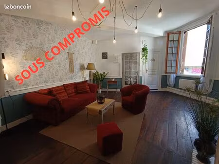 immeuble locatif à st léonard de noblat 87400