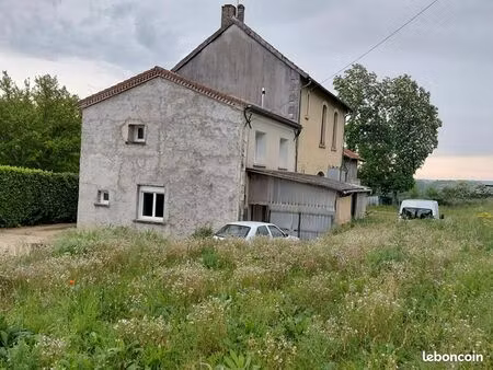 maison 4 pièces 370 m²