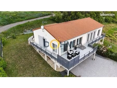 propriété 5 pièces 147 m²