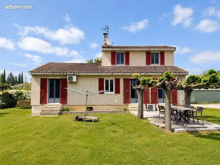 villa 5 chambres / 138 m2 habitable
