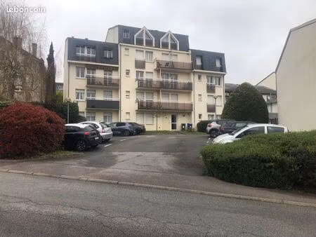 garage à louer