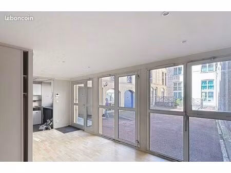 local professionnel / bureaux