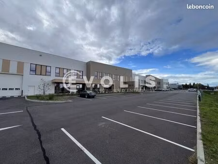 local d'activité 20 600 m²