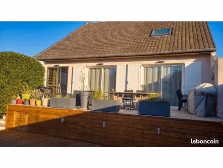 maison familiale 6 chambres  jardin sud  piscine – haut des bords de marne