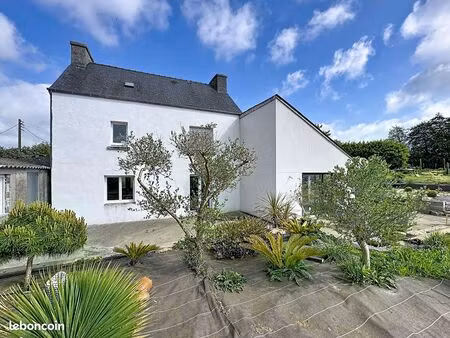 propriété 6 pièces 163 m²