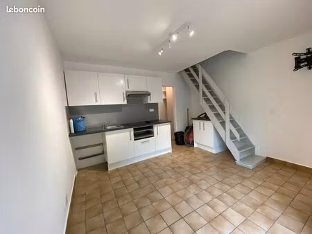 appartement duplex 36m2 condé s/ vesgre 78113