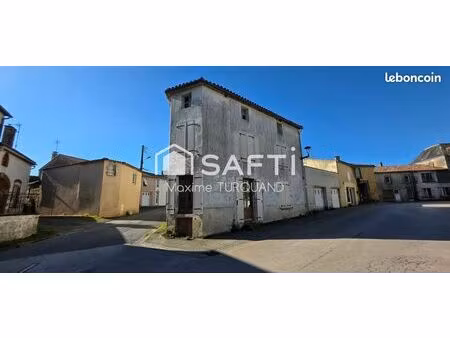 immeuble 146 m² montournais