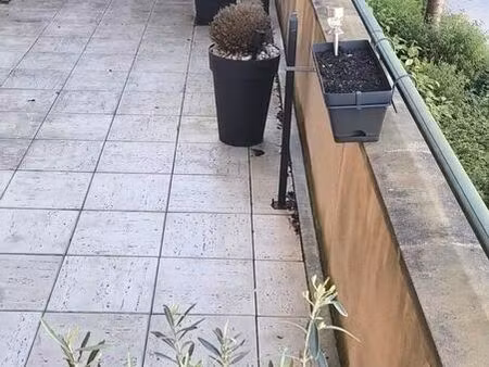 rare - appartement meublé 3 chambres avec grande terrasse de 26m2