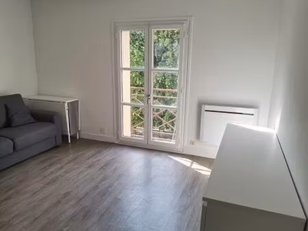 location studio meublé 3min rer a poissy